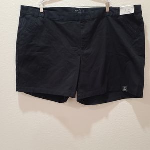 New Boutique Plus Midi Shorts